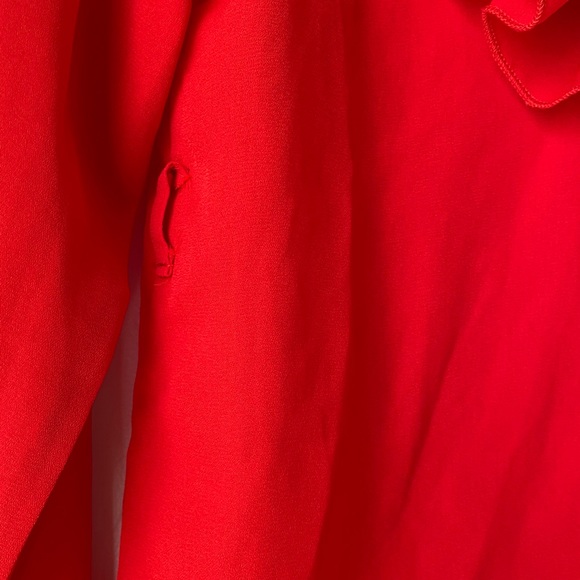 Boohoo Red Ruffle V-Neck Long Sleeve Top Size 6 - Picture 4 of 4